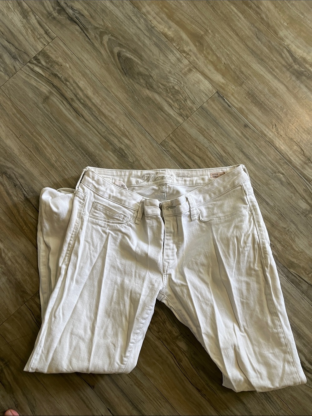 Mavi White Skinny Jeans — Stretch Slim Fit